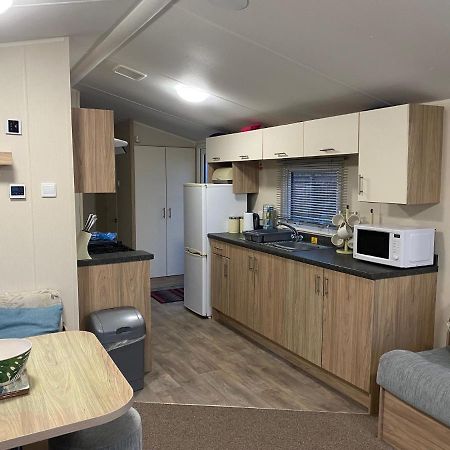 Willow Lodge Crowle  Exterior photo